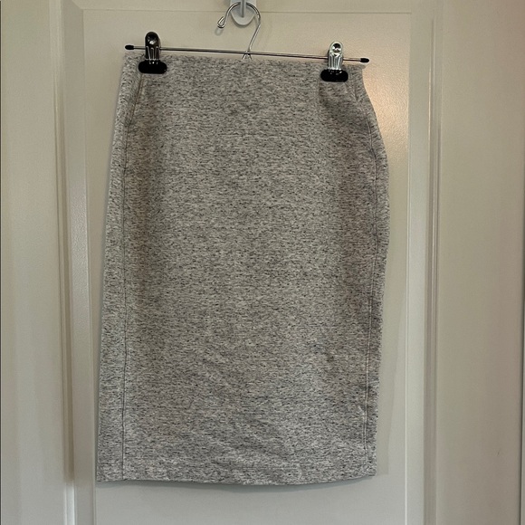 Joe Fresh Dresses & Skirts - Joe Fresh pullon  pencil skirt size small